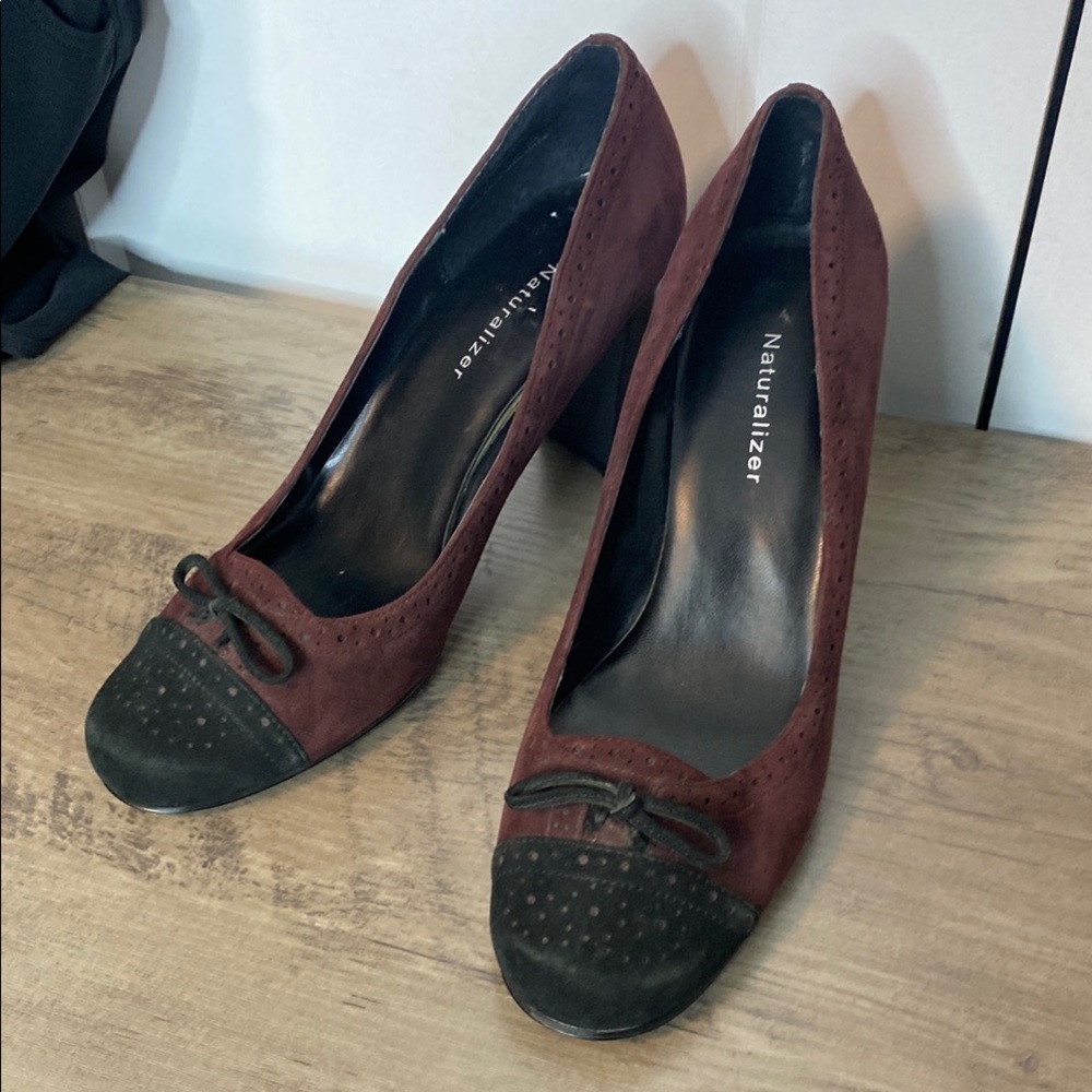 Naturalizer | Retro Suede High Heel Shoes - US7 - Burgundy & Black Tassels
